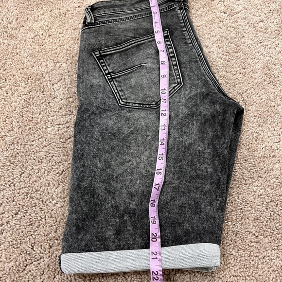 Men’s shorts - Picture 7 of 7